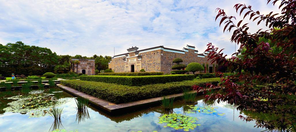 Hotel Amanyangyun 3*